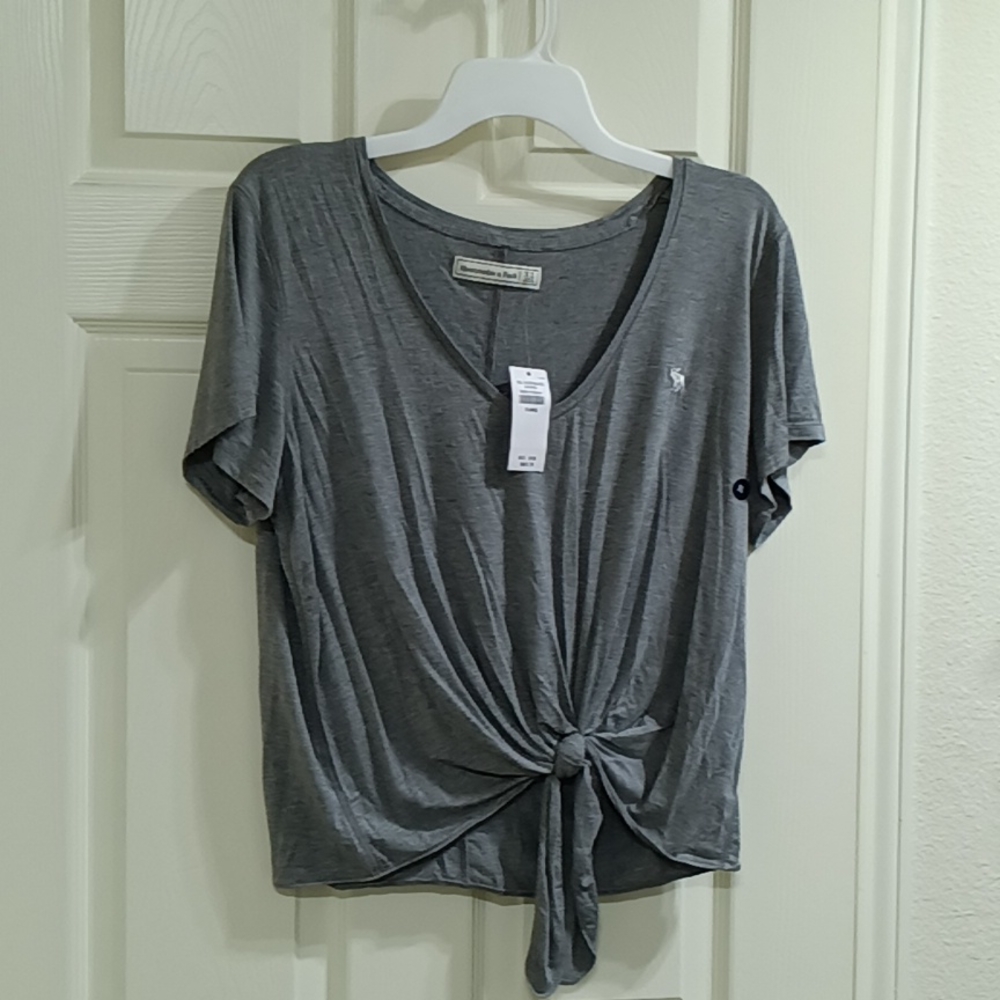 Brand new women's Abercrombie & Fitch top